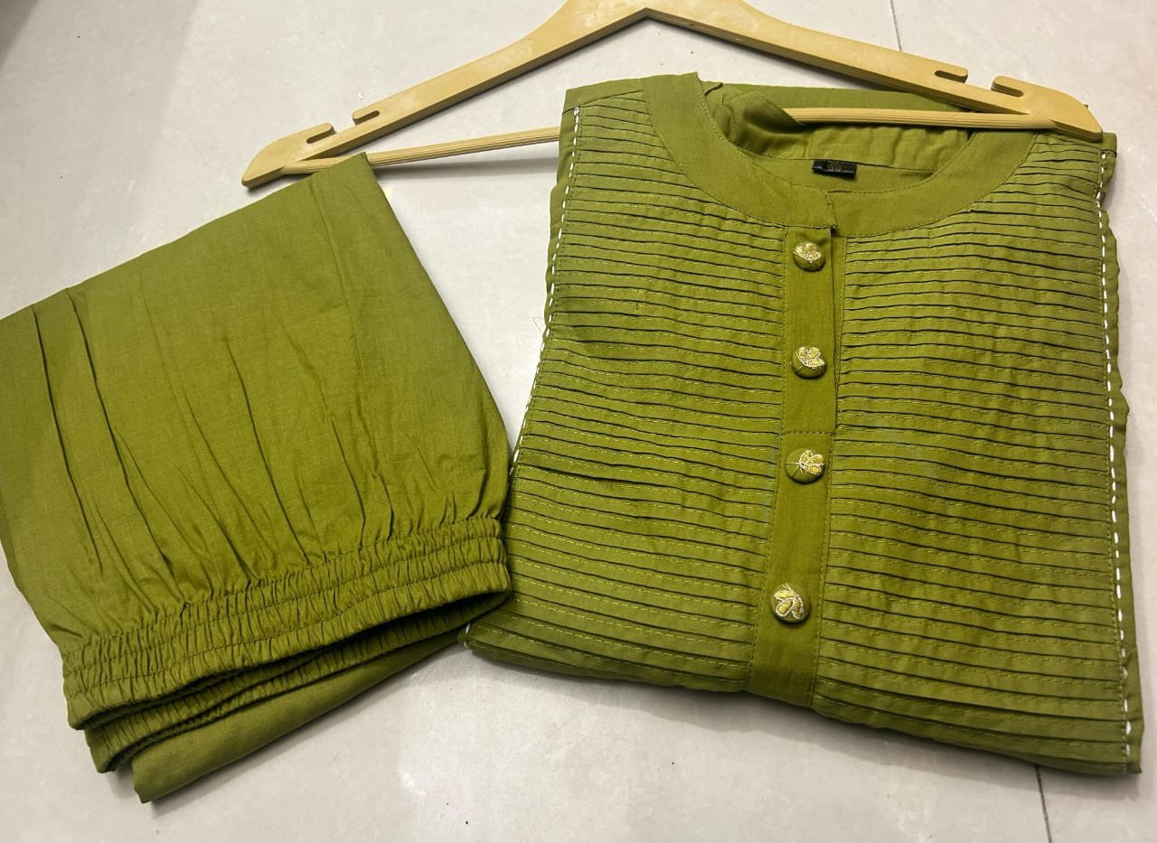 Green Kurti Pant Set with Embroidery & Pintex Detailing